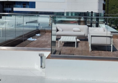 Tìm hiểu về lan can kính tại dự án Vega City Nha Trang